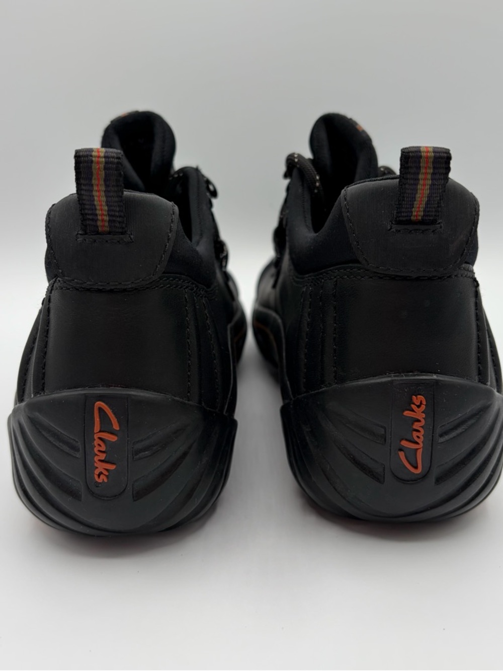 Clarks Muckers Waterproof Black Leather Sneakers Boots Outdoor Shoes Size 6 - Picture 10 of 14